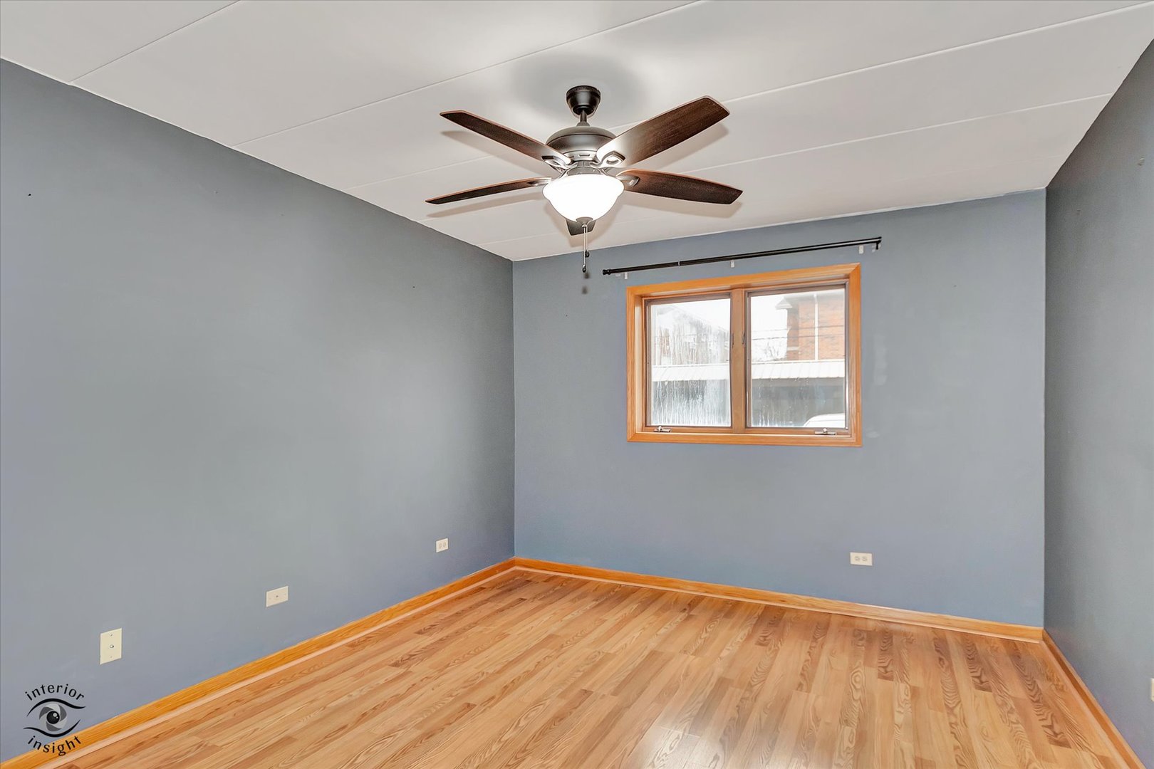 10538 Central Avenue, Unit 1S Chicago Ridge, IL 60415 - Photo 11 of 25 a view of an empty room with a window