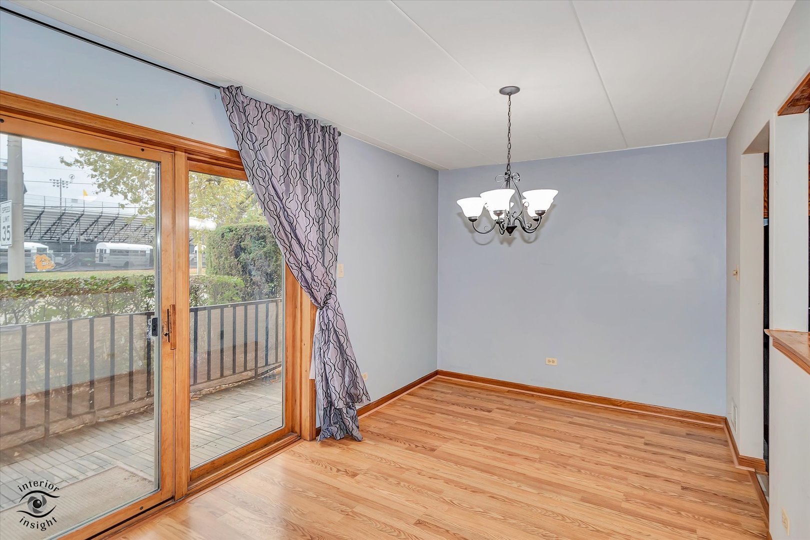 10538 Central Avenue, Unit 1S Chicago Ridge, IL 60415 - Photo 5 of 25 a view of a room with wooden floor chandelier and entryway