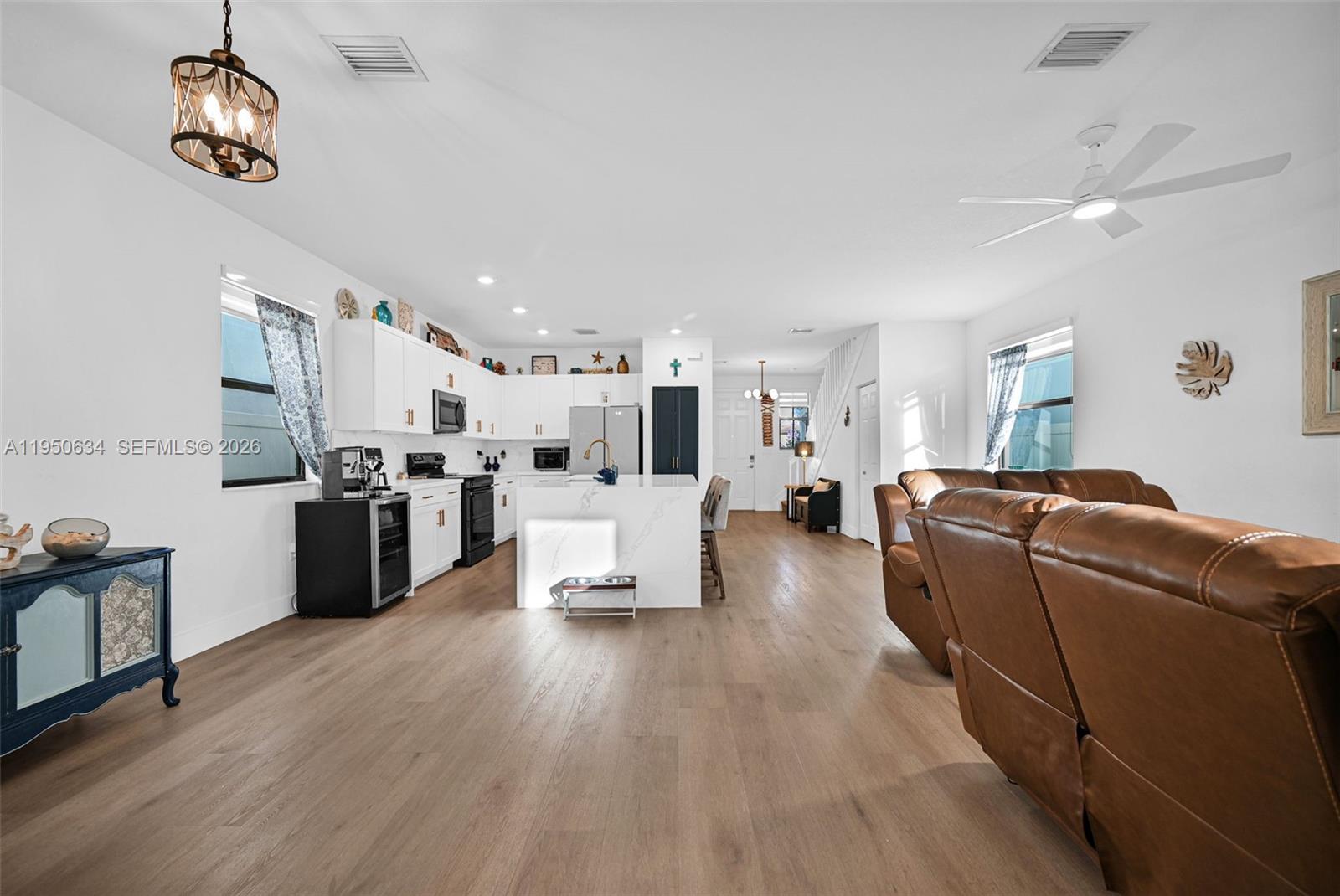 10966 West 35th Way Hialeah, FL 33018 - Photo 14 of 48