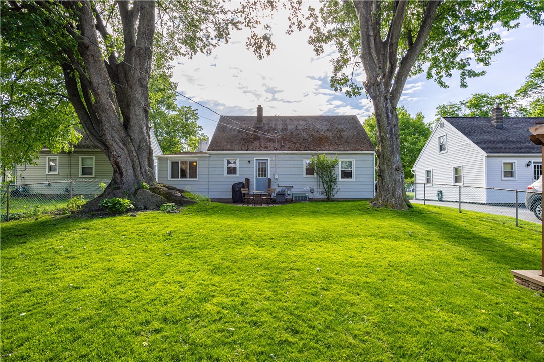 118 Duxbury Road Greece, NY 14626 - Photo 37 of 43