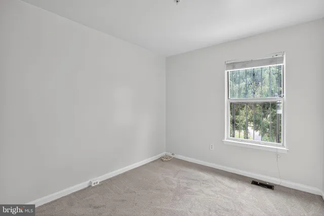 $325,000 | 5707 Falkland Place, Capitol Heights, MD 20743