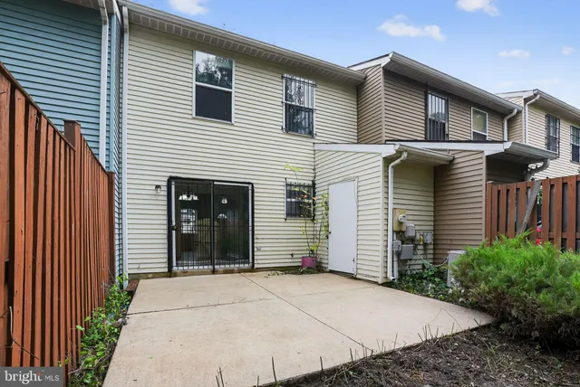 $325,000 | 5707 Falkland Place, Capitol Heights, MD 20743