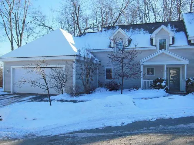 $550,000 | 3 Kerry Gardens, Unit 25, Belfast, ME 04915