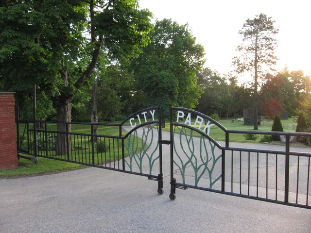 $550,000 | 3 Kerry Gardens, Unit 25, Belfast, ME 04915