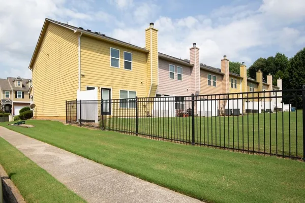 $2,000 | 45 Providence Oak Court Southeast, Lawrenceville, GA 30046