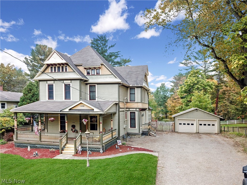 1598 Burbank Road Wooster, OH 44691 - Photo 2 of 28 Gallery Image 2
