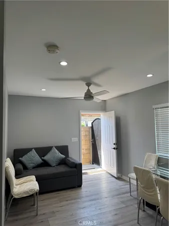 $2,100 | 11406 Collett Avenue, Granada Hills, CA 91344
