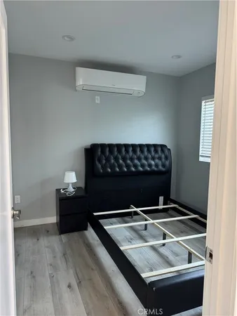 $2,100 | 11406 Collett Avenue, Granada Hills, CA 91344