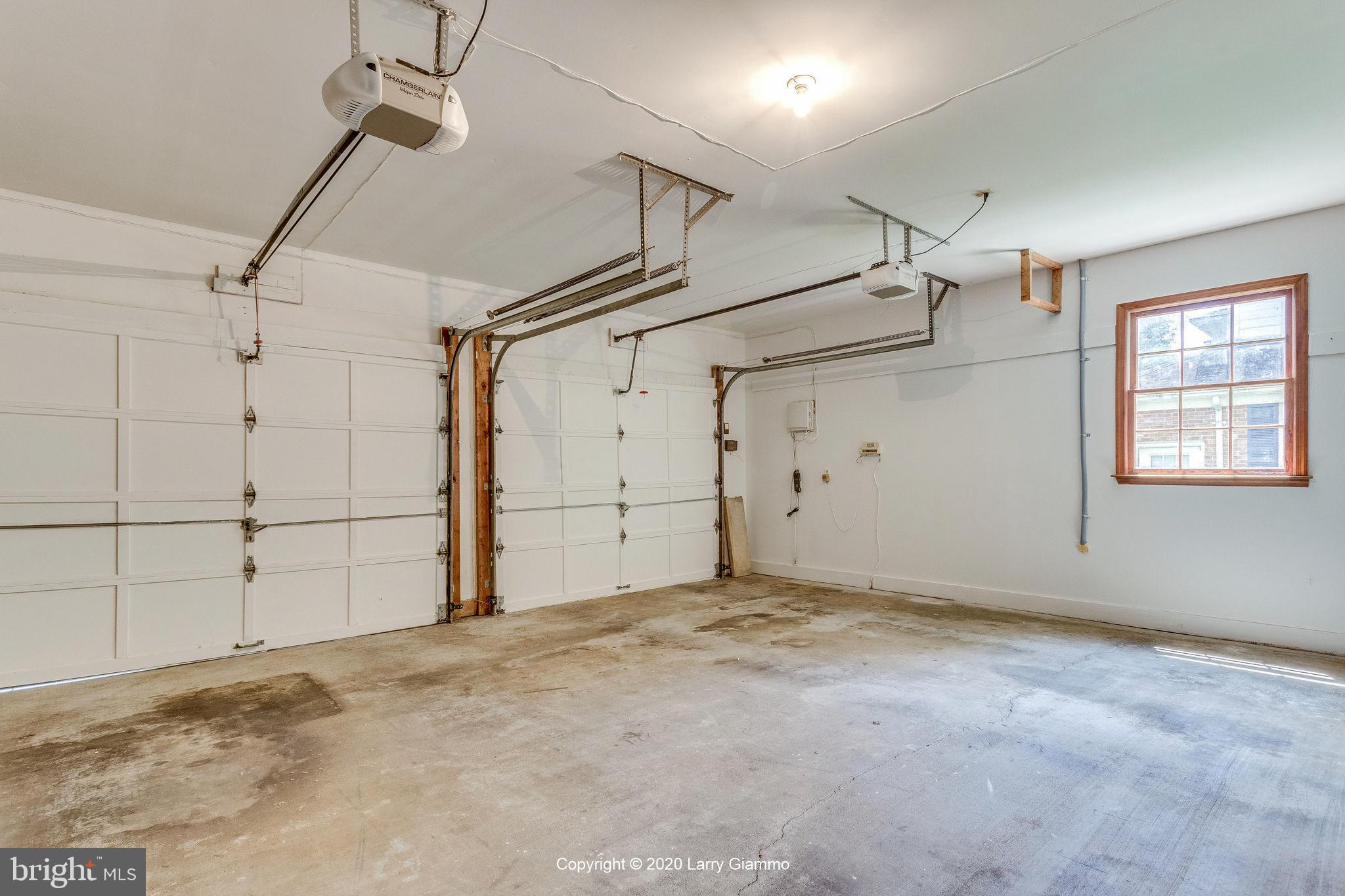 13720 Bridgewater Drive Silver Spring, MD 20904 - Photo 19 of 42 Oversized 2-car garage
