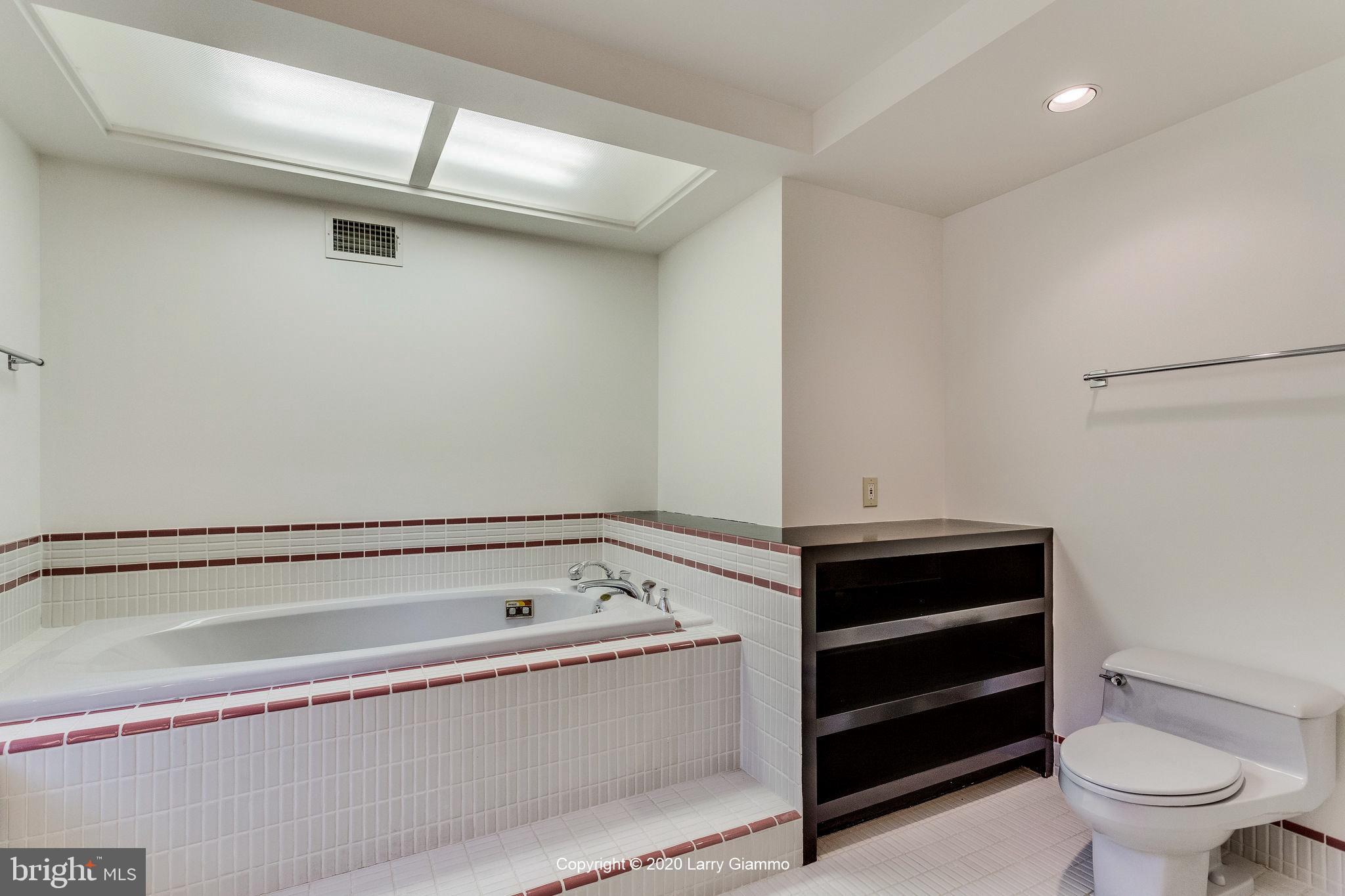 13720 Bridgewater Drive Silver Spring, MD 20904 - Photo 26 of 42 Owner's suite - en suite bathroom