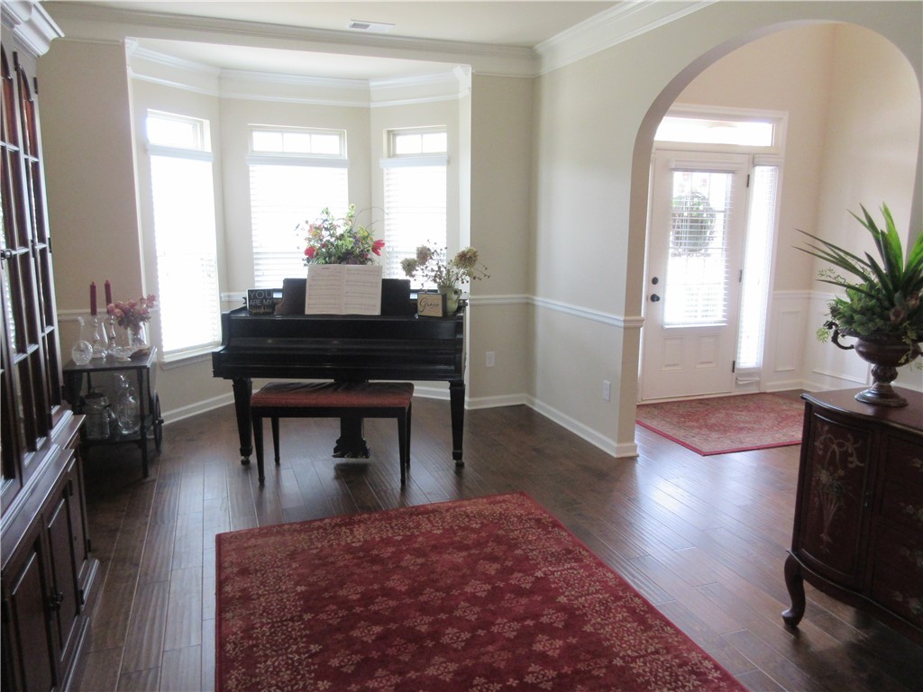 150 Buckland Drive Anderson, SC 29621 - Photo 3 of 32 Formal living room