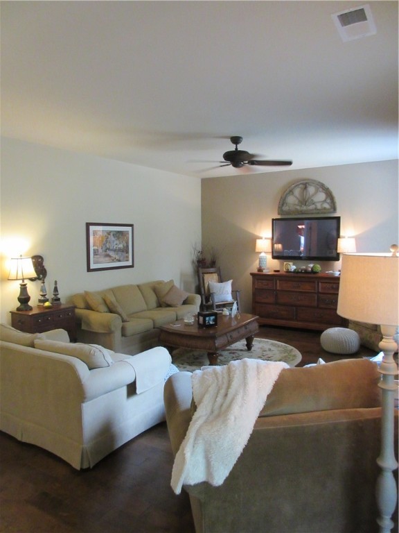 150 Buckland Drive Anderson, SC 29621 - Photo 8 of 32 Family room
