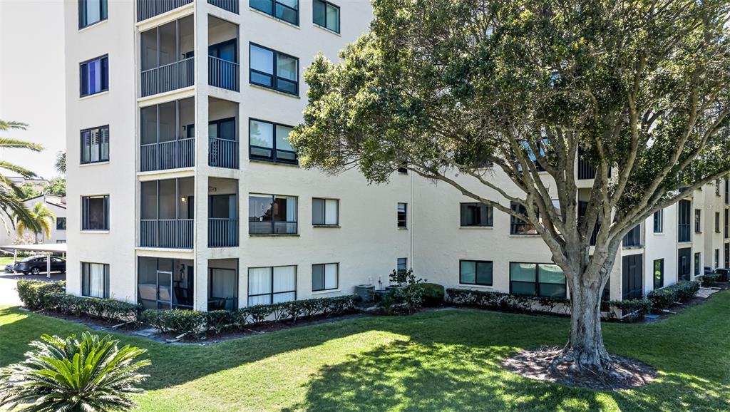 700 Starkey Road, Unit 326 Largo, FL 33771 - Photo 1 of 1 Gallery Image 1