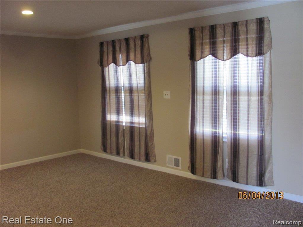 28796 Brandes Road Carleton, MI 48117 - Photo 13 of 20 Master bedroom
