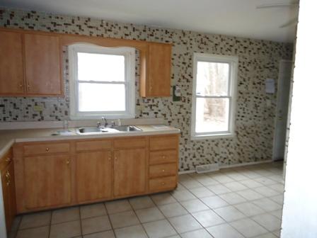 3504 Roesner Drive Markham, IL 60428 - Photo 4 of 6 Gallery Image 4