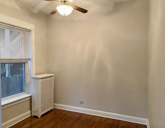$2,600 | 909 West Gordon Terrace, Unit 1, Chicago, IL 60613