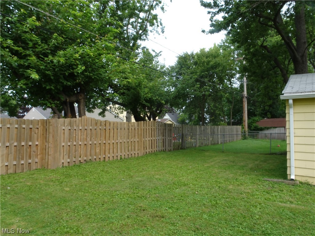 4778 Wake Robin Road Mentor, OH 44060 - Photo 6 of 16 Gallery Image 6