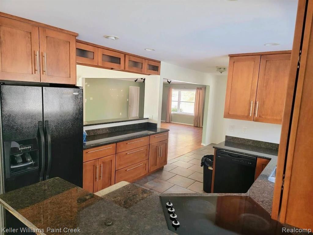 1505 Hampstead Lane Rochester Hills, MI 48309 - Photo 5 of 19