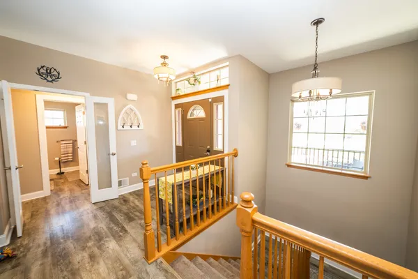 a view of livingroom with windows