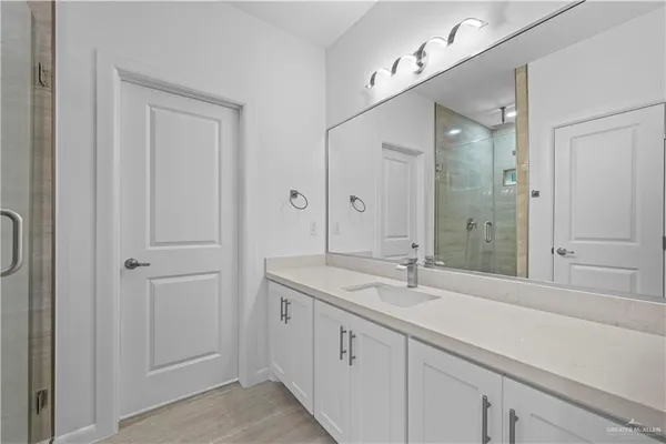 $269,900 | 4112 Alexia Lane, Edinburg, TX 78542