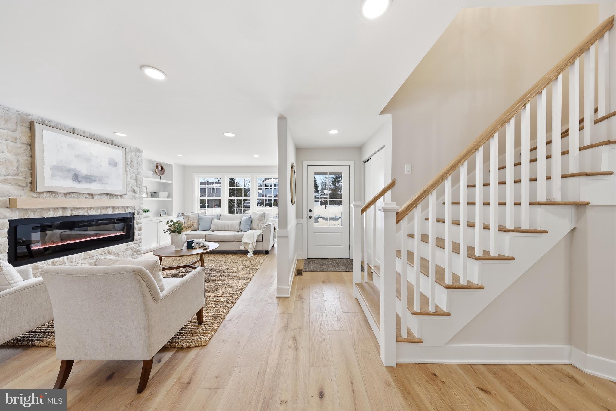 615 Pardee Lane Haddonfield, NJ 08033 - Photo 4 of 37 a living room with furniture and a wooden floor