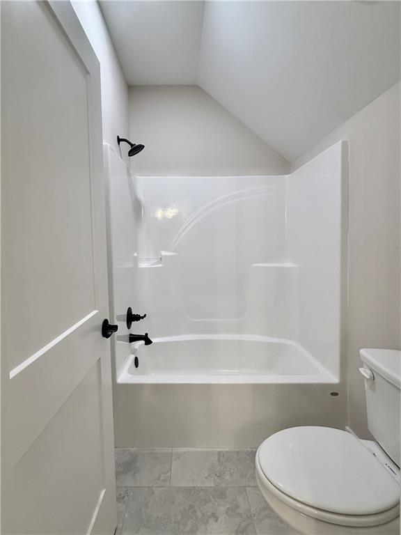 141 Palisade Drive Rydal, GA 30171 - Photo 45 of 50 a bathroom with a toilet and a bathtub