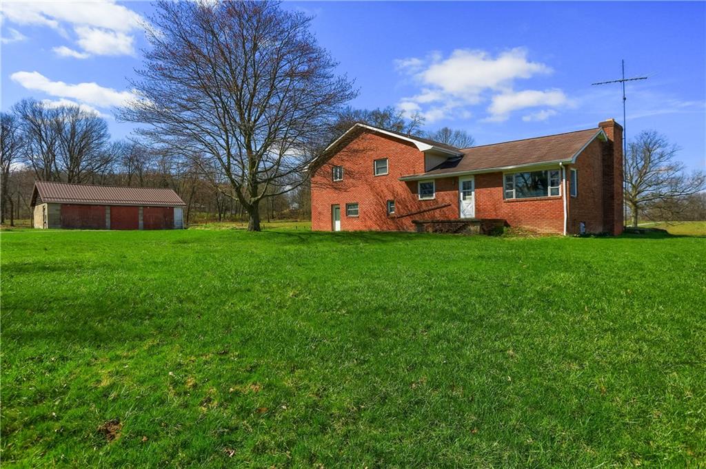 204 Hoover Road New Castle, PA 16101 - Photo 6 of 29 Gallery Image 6