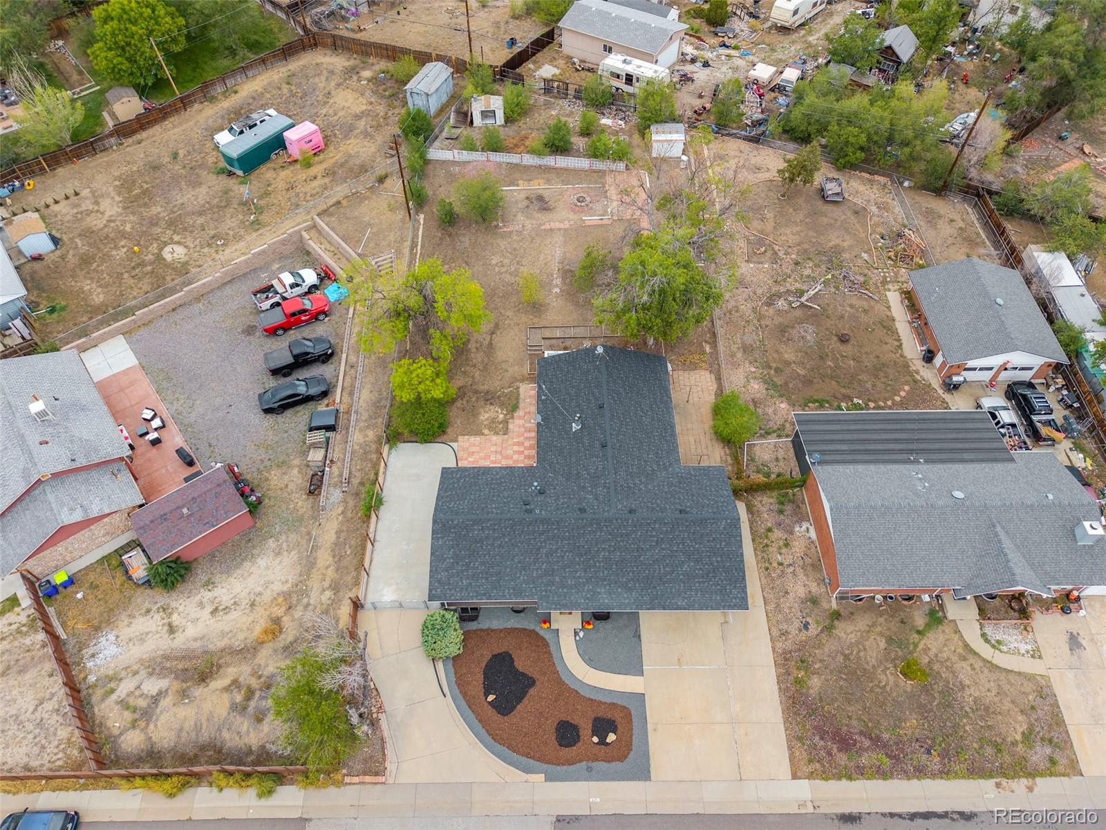 8103 Conifer Road Denver, CO 80221 - Photo 4 of 50 Gallery Image 4