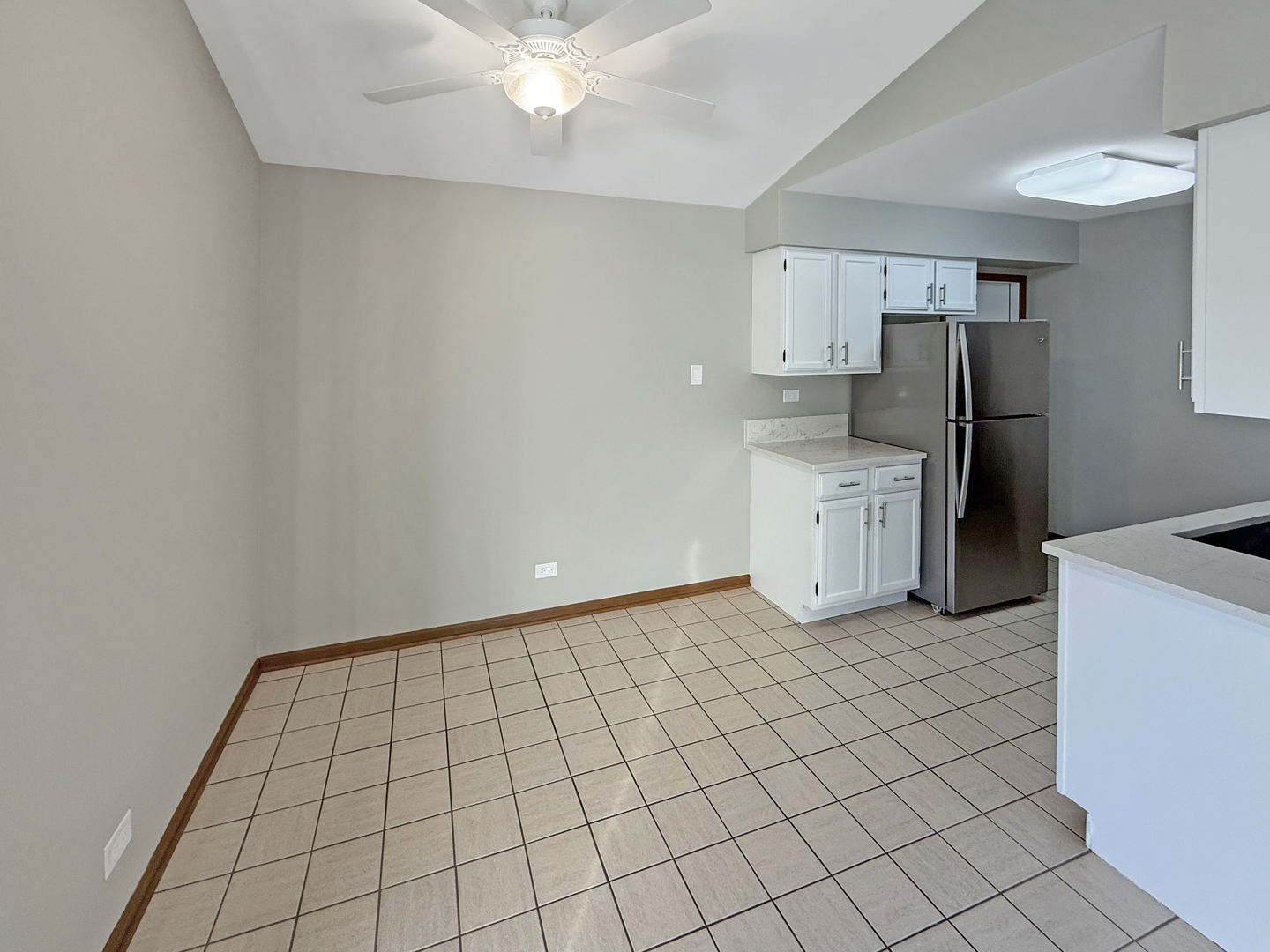 139 Spuhler Drive, Unit 139 Batavia, IL 60510 - Photo 7 of 12