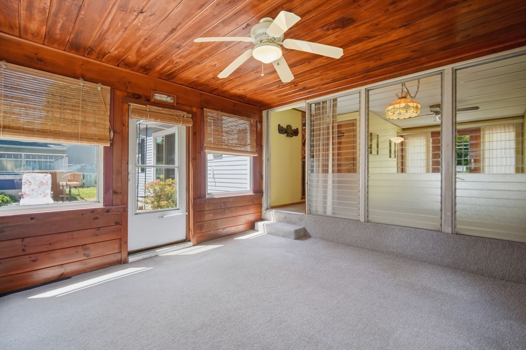 185 Marmon Street Springfield, MA 01129 - Photo 17 of 41