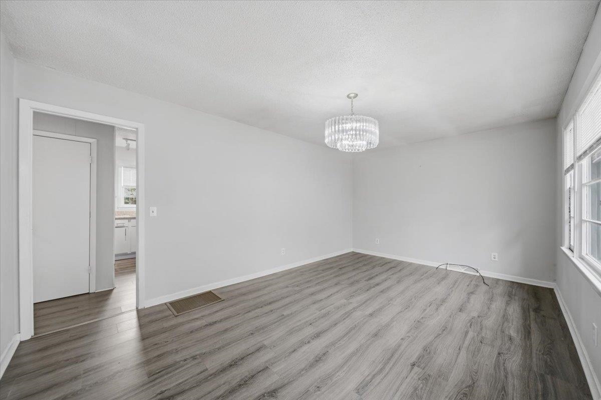 102 Abrams Street Union, SC 29379 - Photo 5 of 30 Living Room