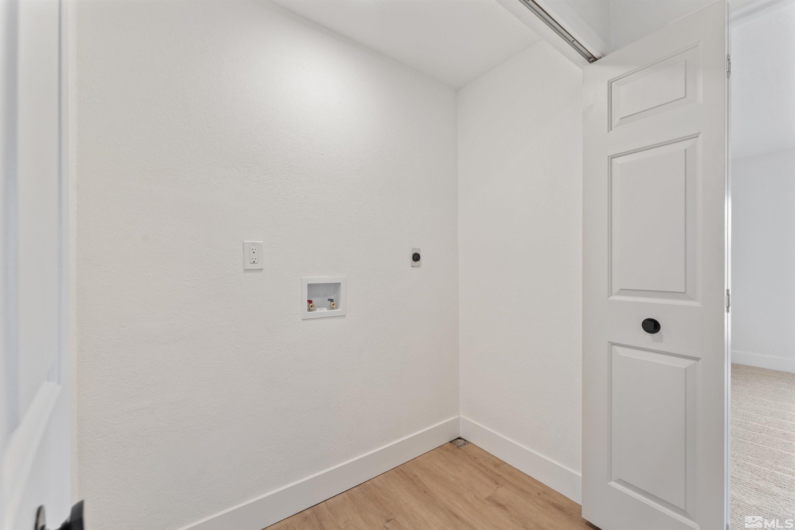 2460 Seneca Drive Reno, NV 89506 - Photo 22 of 38 Photo 22