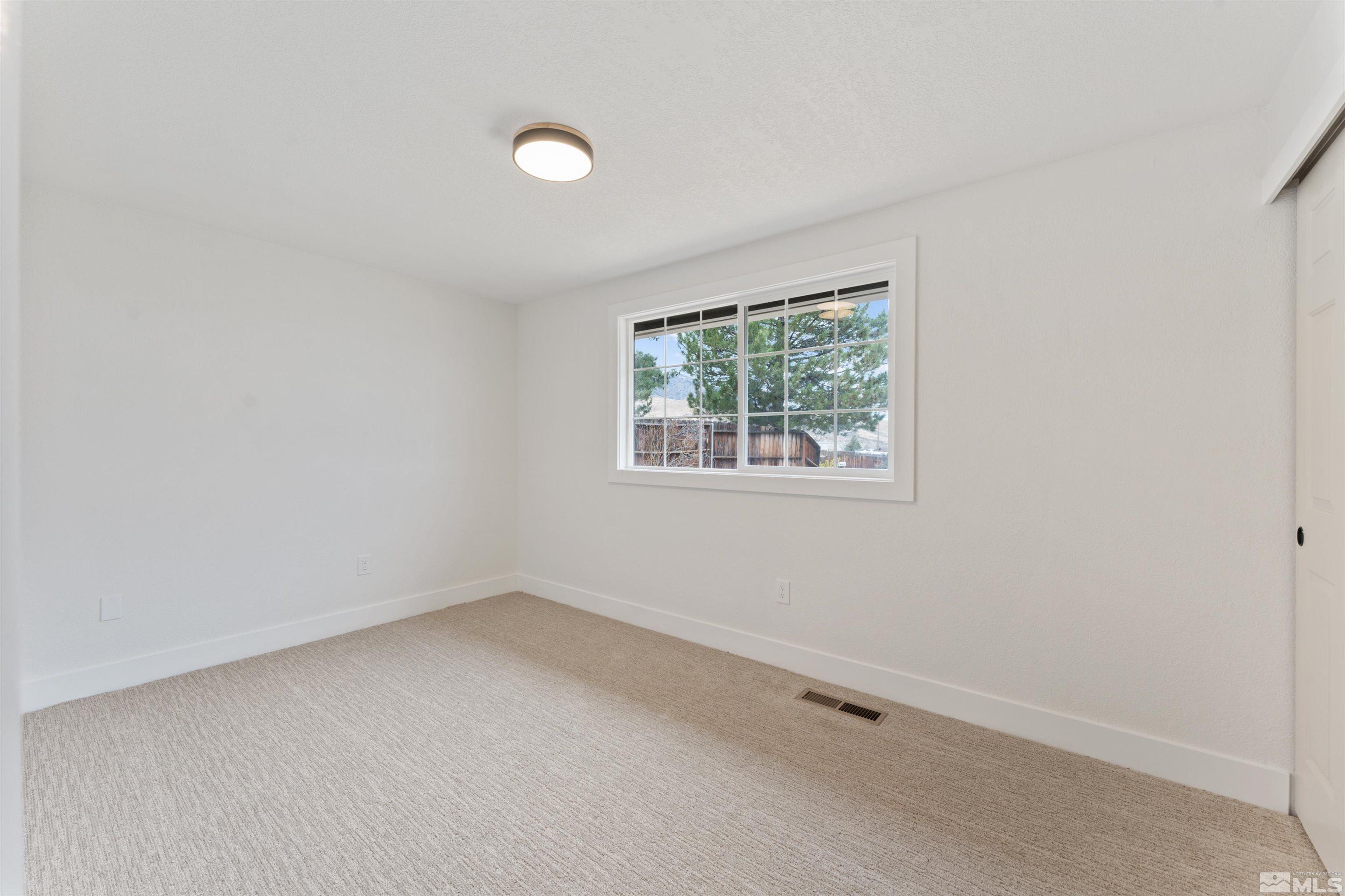 2460 Seneca Drive Reno, NV 89506 - Photo 24 of 38 Photo 24