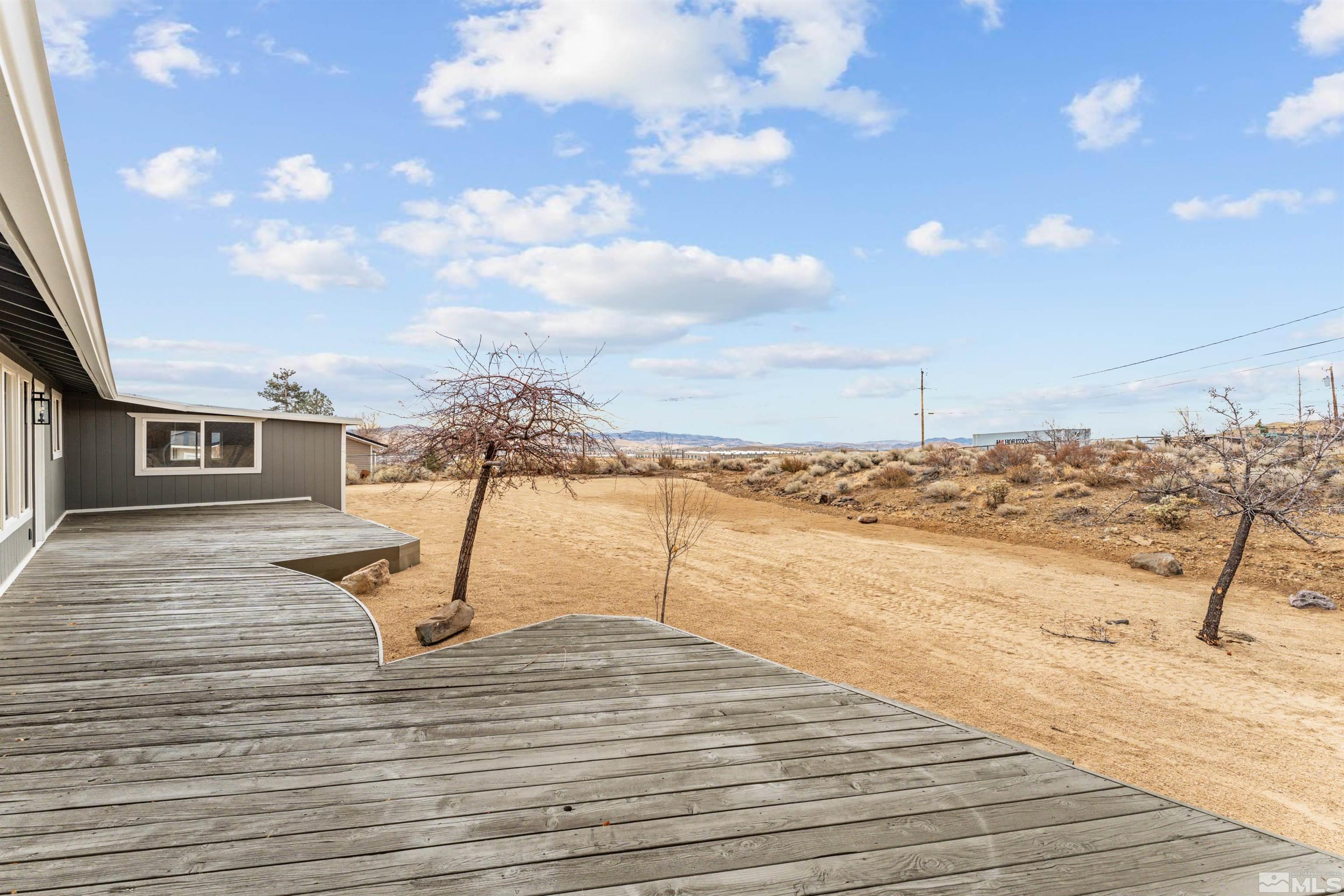 2460 Seneca Drive Reno, NV 89506 - Photo 29 of 38 Photo 29
