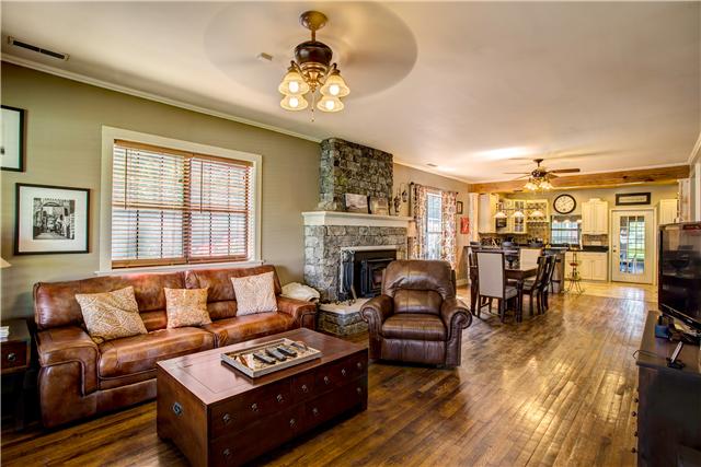 7677 Webster Road White House, TN 37188 - Photo 6 of 20 Gallery Image 6