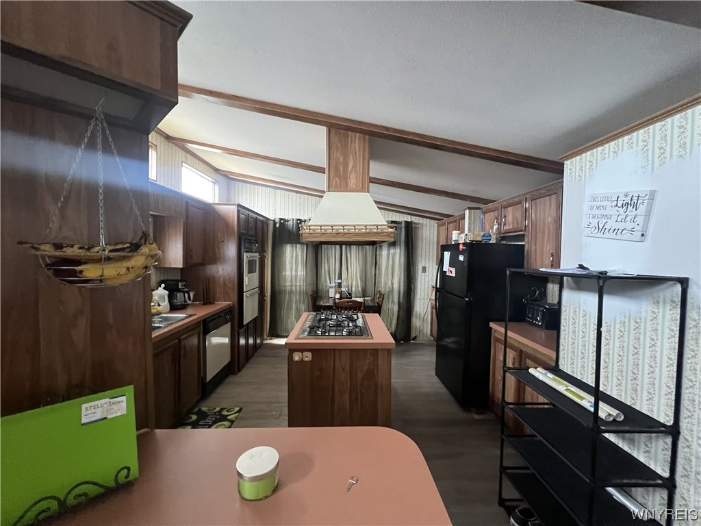 33 Harmony Lane Cheektowaga, NY 14225 - Photo 6 of 12