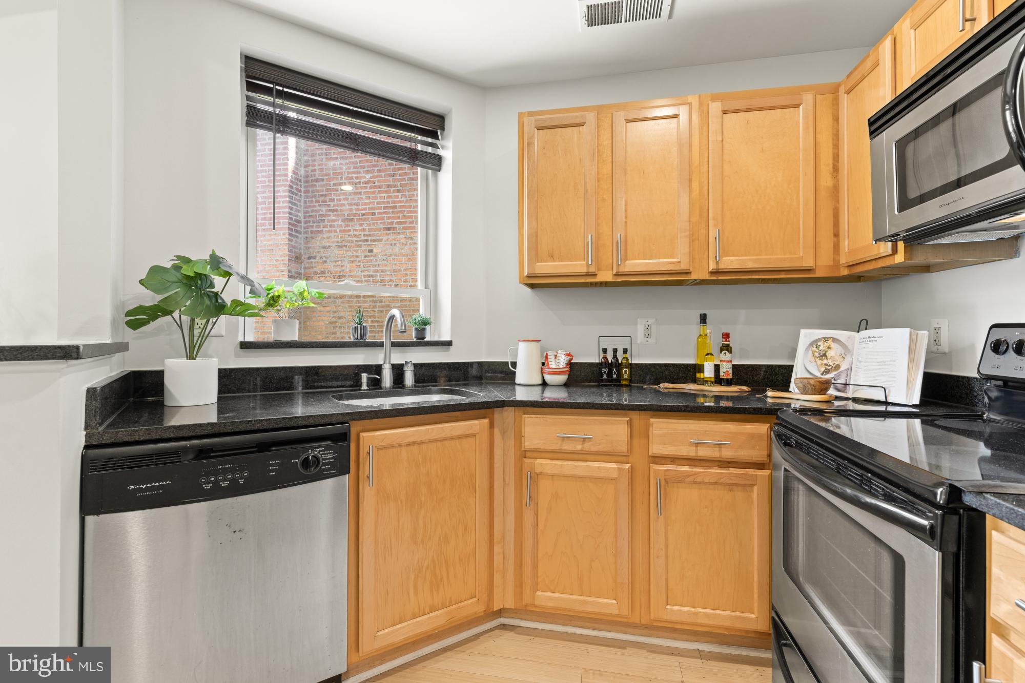 1108 Columbia Road Northwest, Unit 101 Washington, DC 20009 - Photo 6 of 21 Gallery Image 6