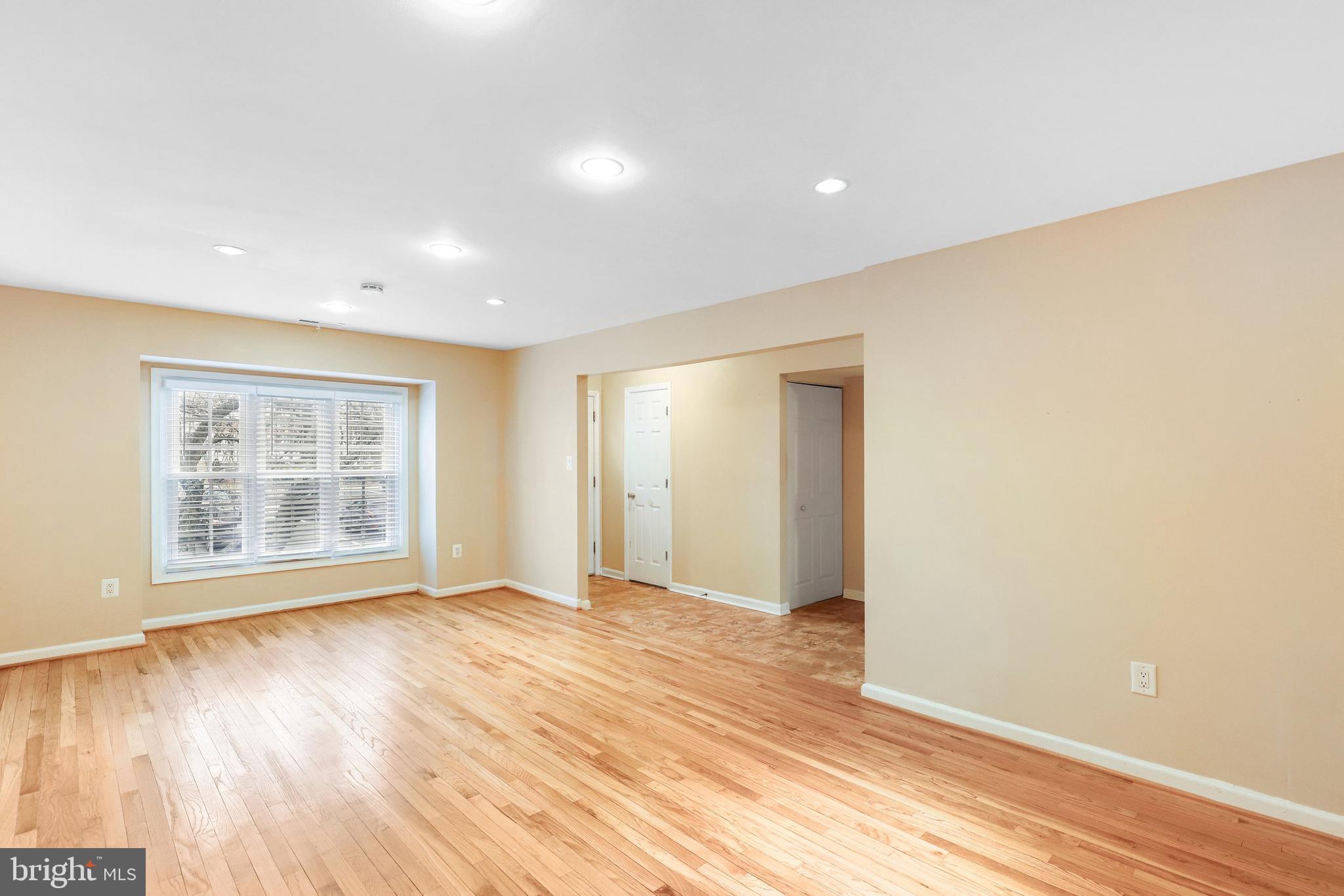 1528 Marlborough Court Crofton, MD 21114 - Photo 4 of 24