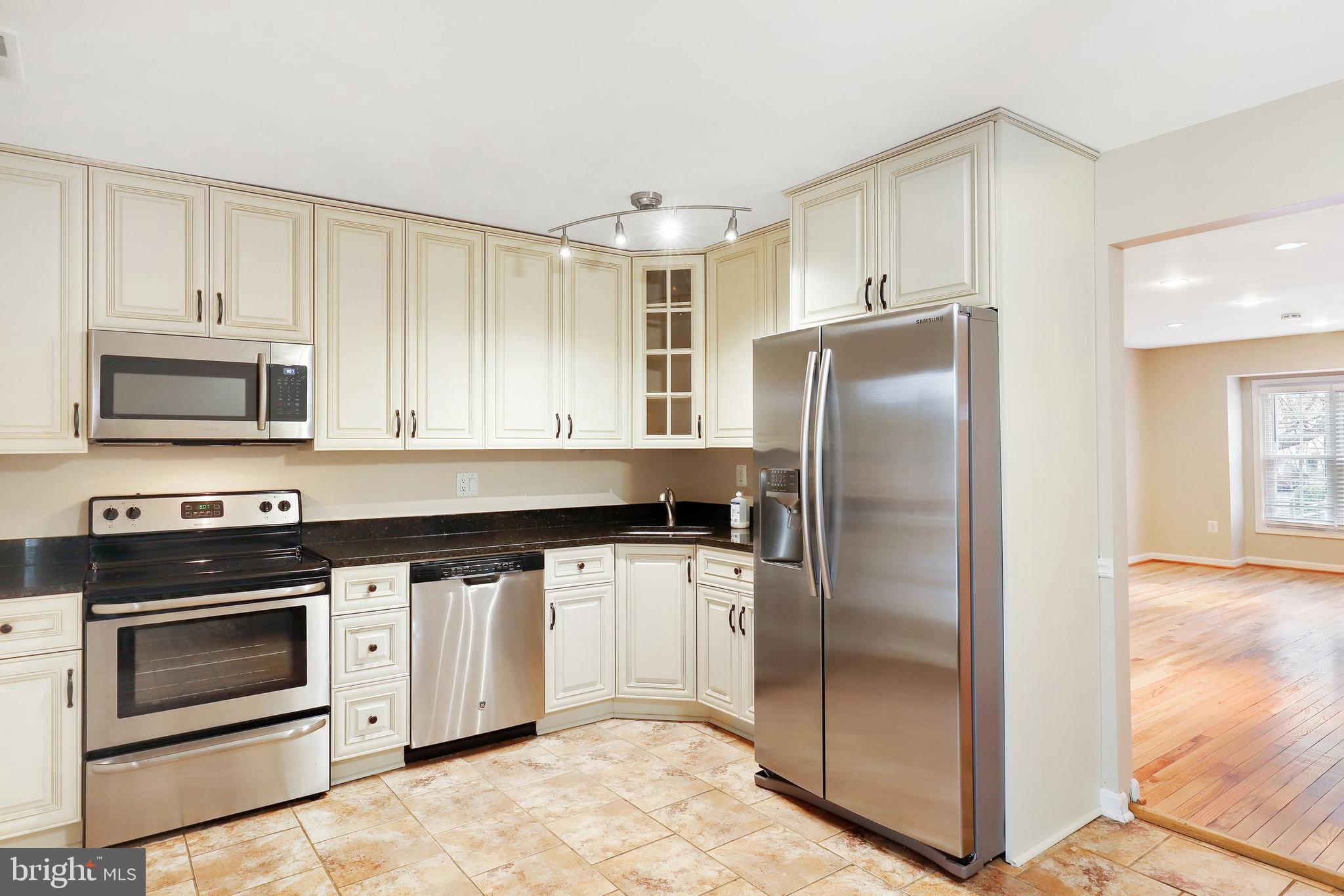 1528 Marlborough Court Crofton, MD 21114 - Photo 9 of 24