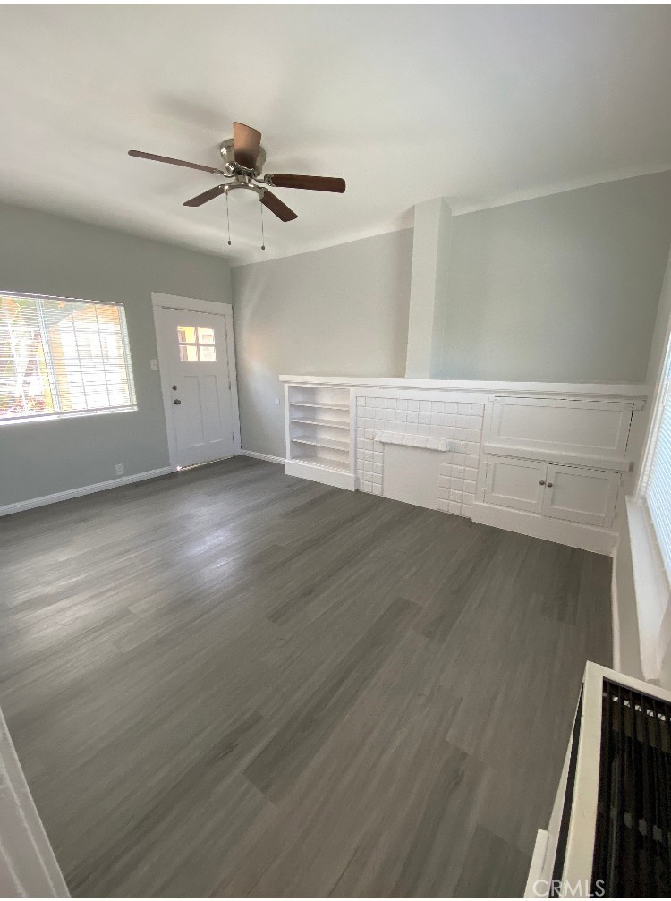 1495 Cedar Avenue Long Beach, CA 90813 - Photo 25 of 34 a view of an empty room with a window