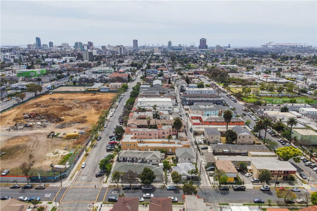 1495 Cedar Avenue Long Beach, CA 90813 - Photo 8 of 34 an aerial view of a city