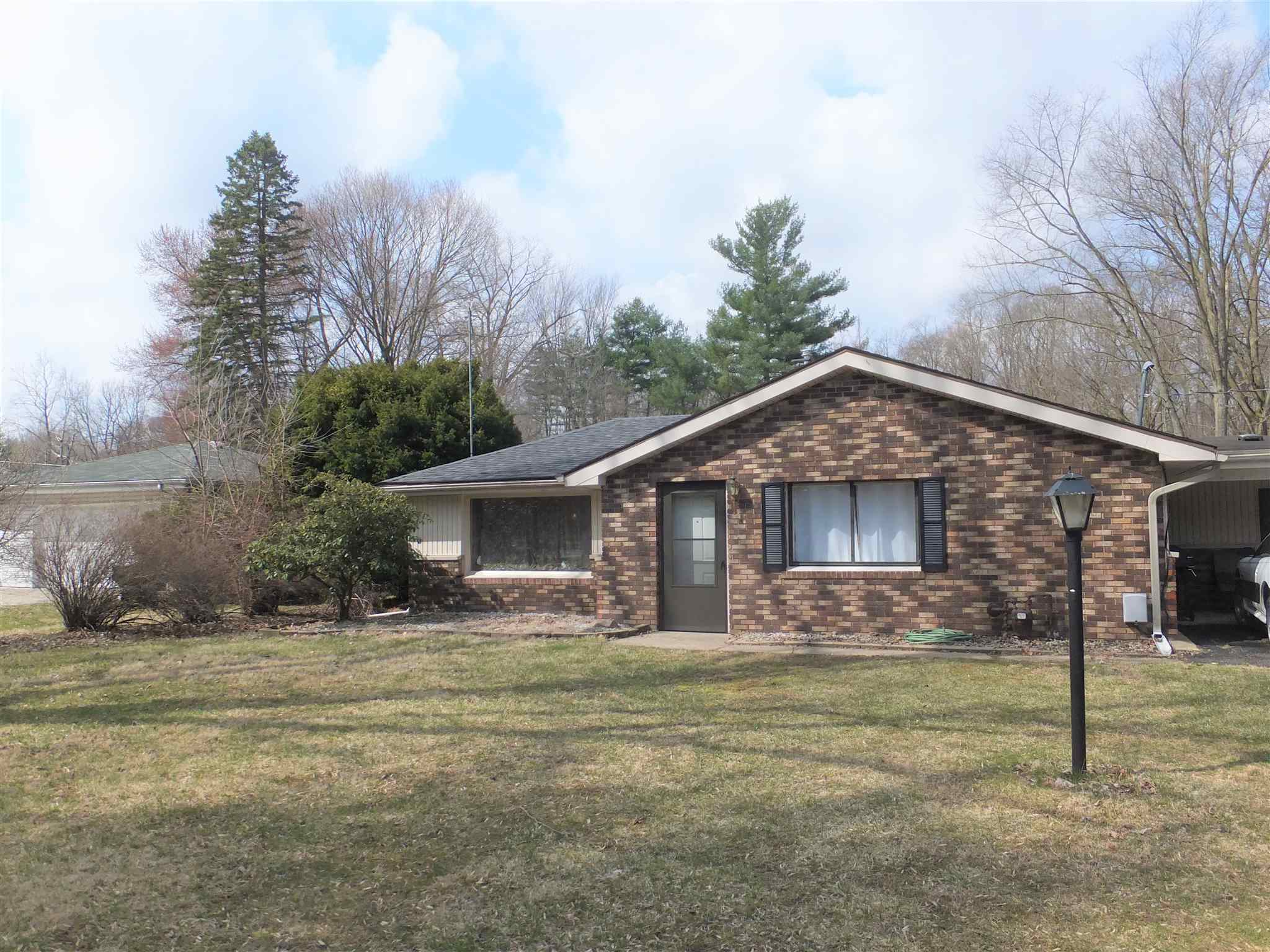 59281 Edna Road Mishawaka, IN 46544 - Photo 1 of 25 Gallery Image 1
