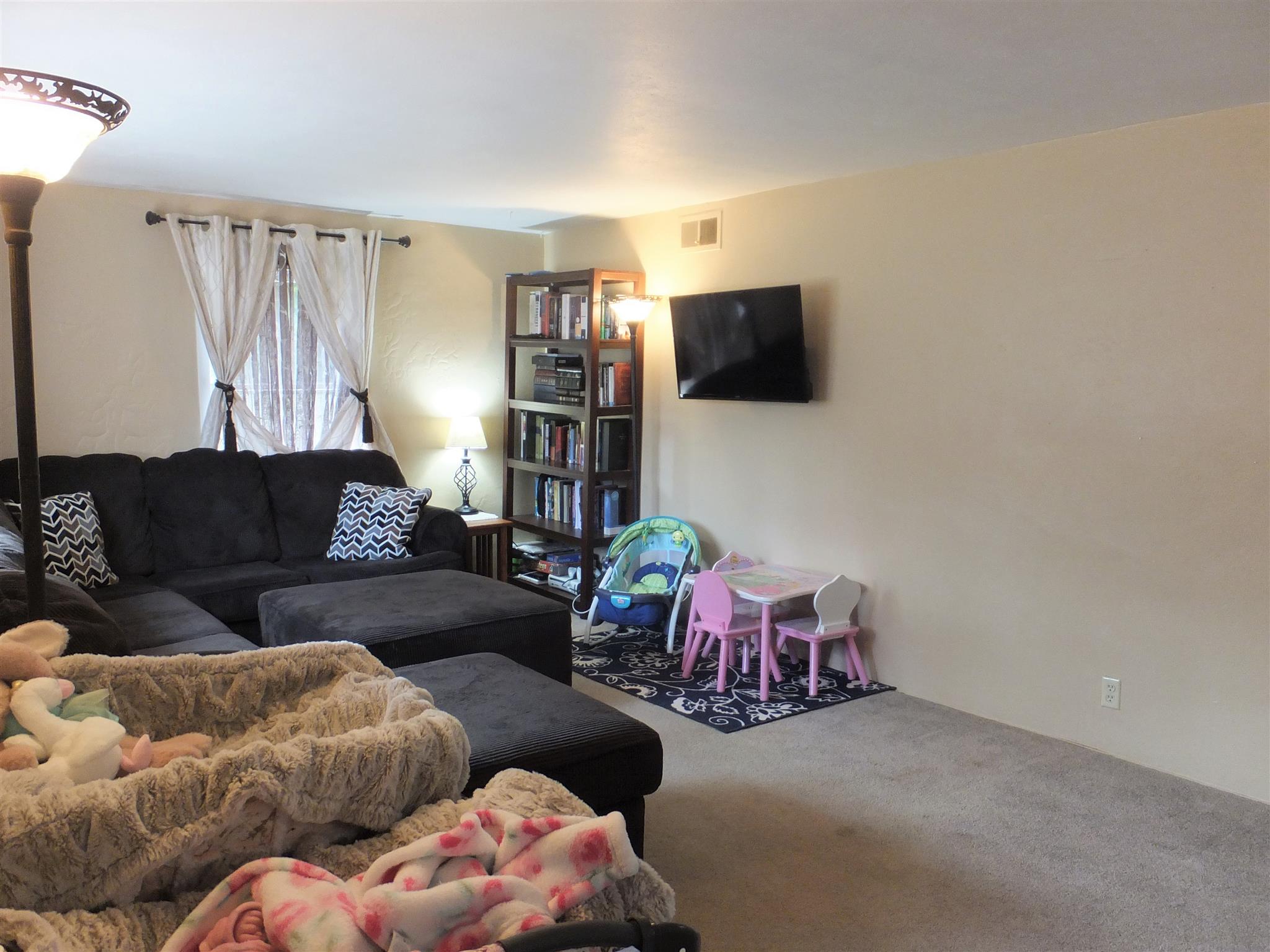 59281 Edna Road Mishawaka, IN 46544 - Photo 4 of 25 Gallery Image 4