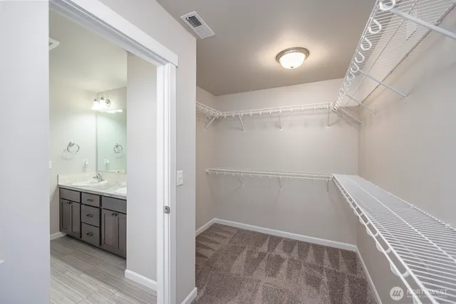 a view of walk in closet