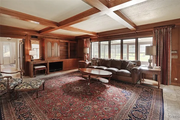 $999,999 | 7500 Hunt Lane, Manlius, NY 13104