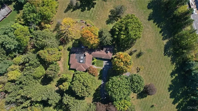 $999,999 | 7500 Hunt Lane, Manlius, NY 13104