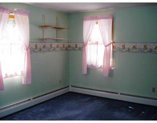 727 Reservoir Road Lunenburg, MA 01462 - Photo 6 of 10 Gallery Image 6