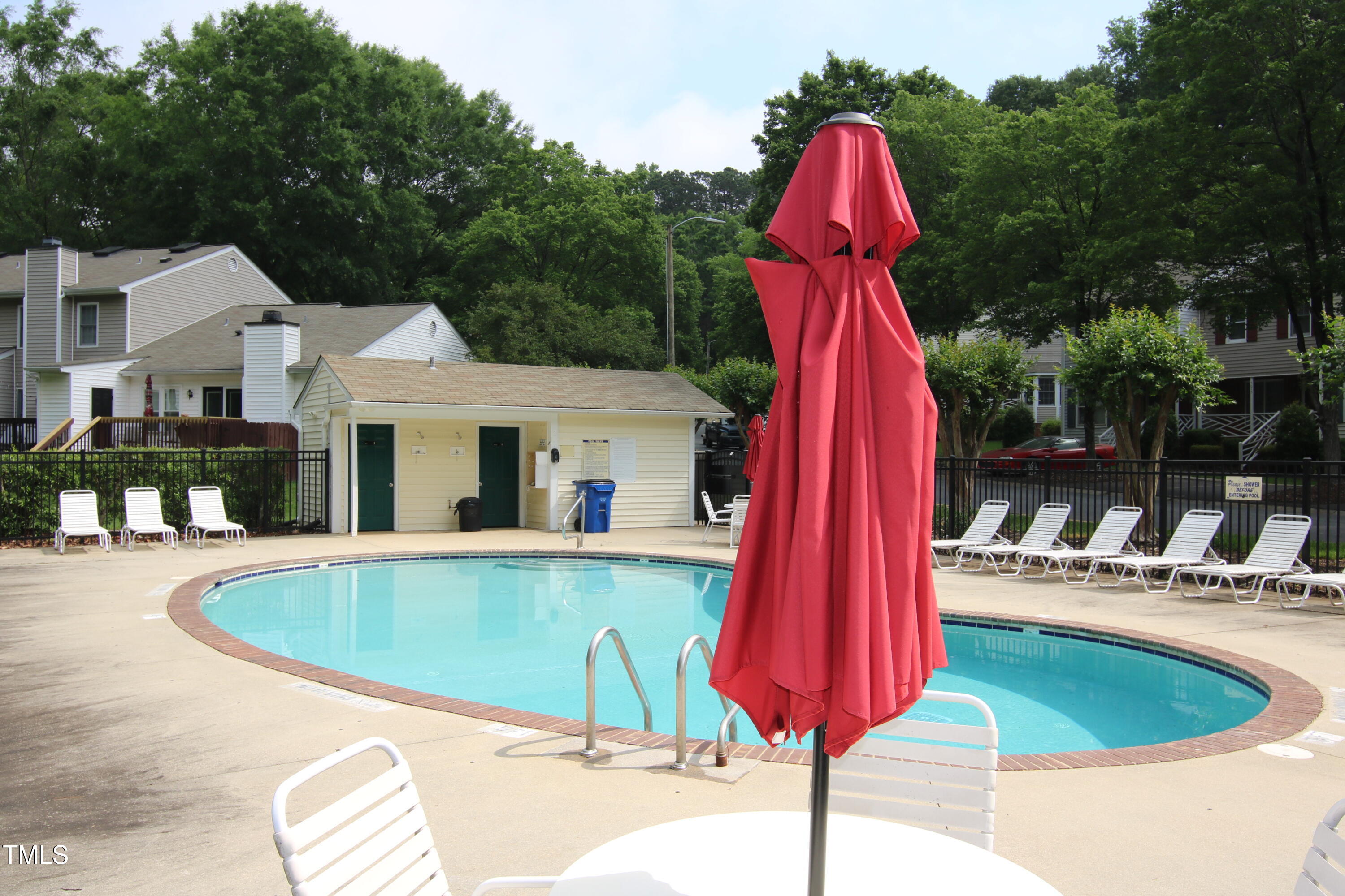 4646 Fawnbrook Circle Raleigh, NC 27612 - Photo 31 of 31 IMG_4892