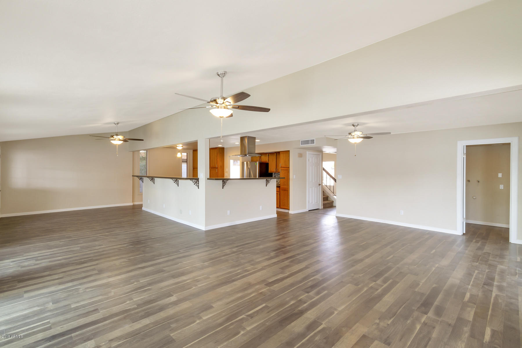 2349 West Kathleen Road Phoenix, AZ 85023 - Photo 10 of 23 kithen
