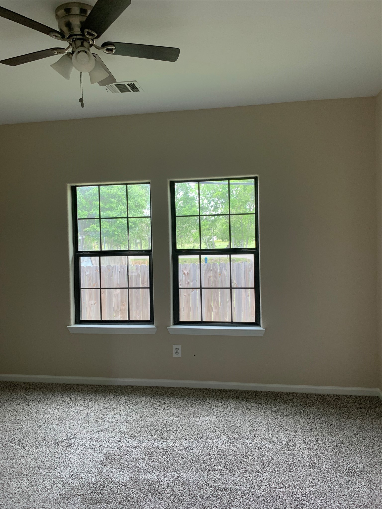 5329 Rue Street Houston, TX 77033 - Photo 12 of 14